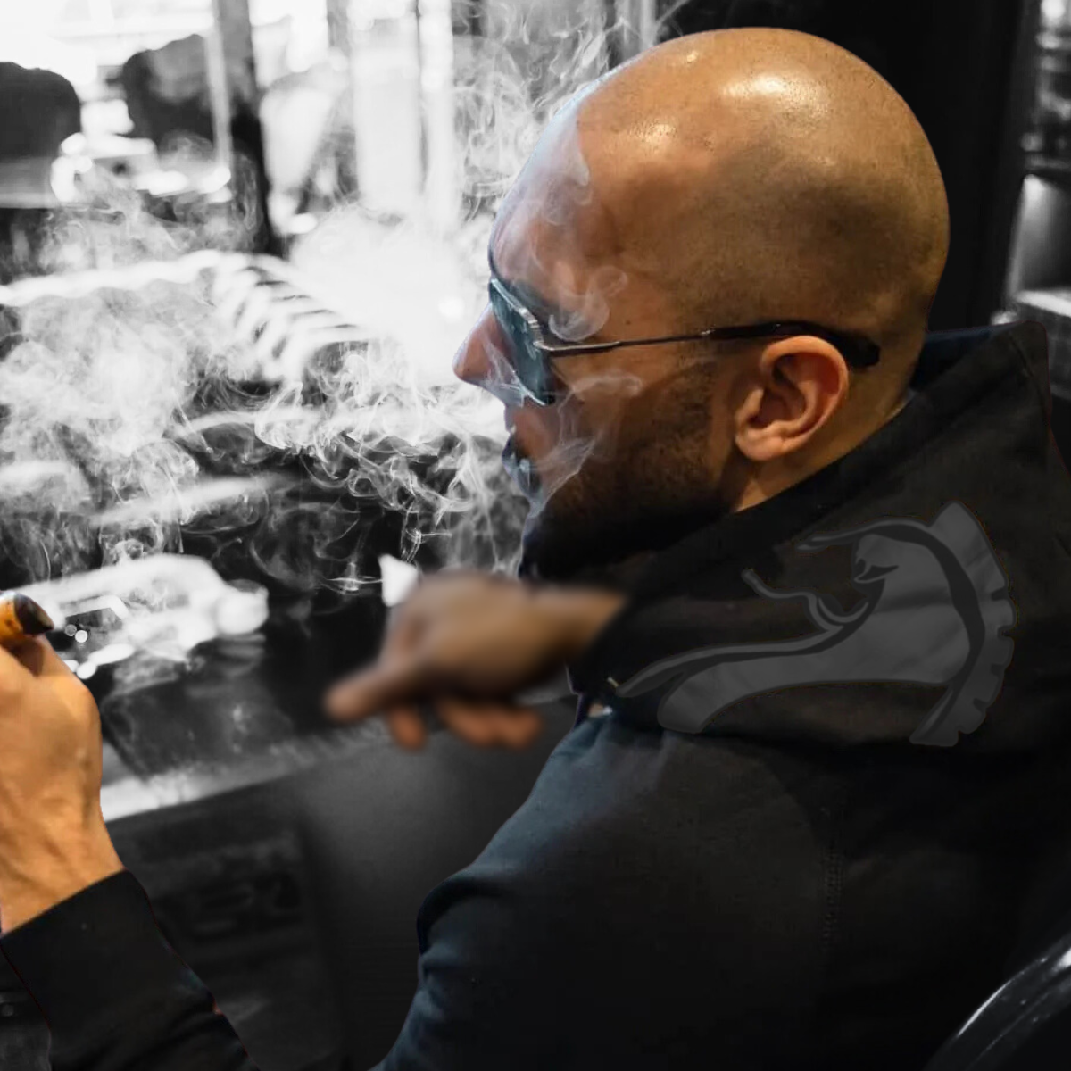 Suit of Armour Blackout Edition - Image 3