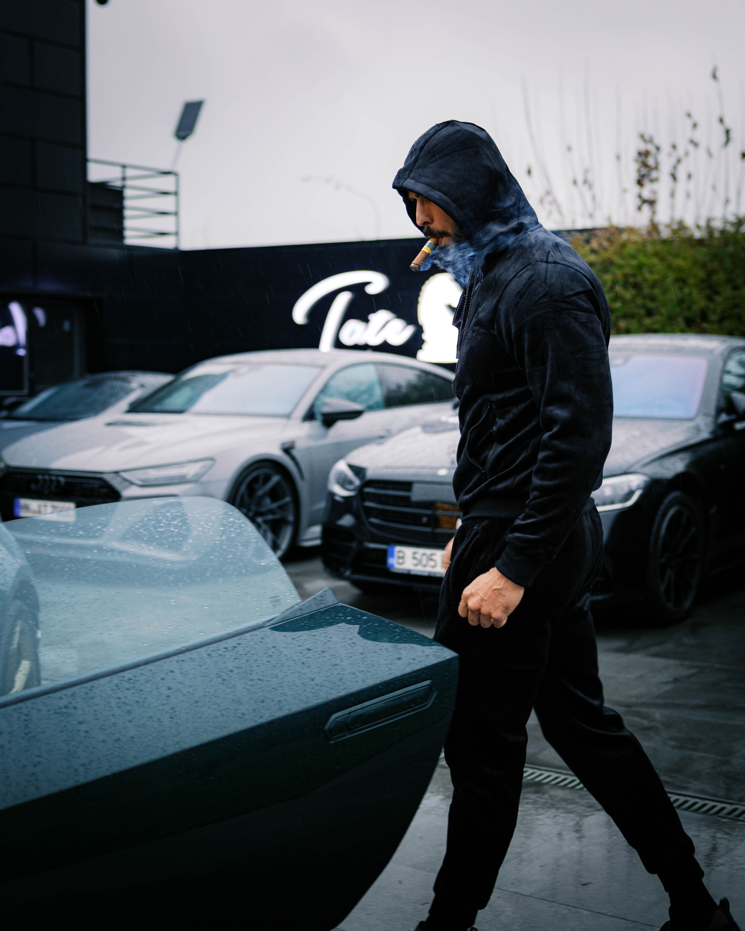 Money Suit - Image 3